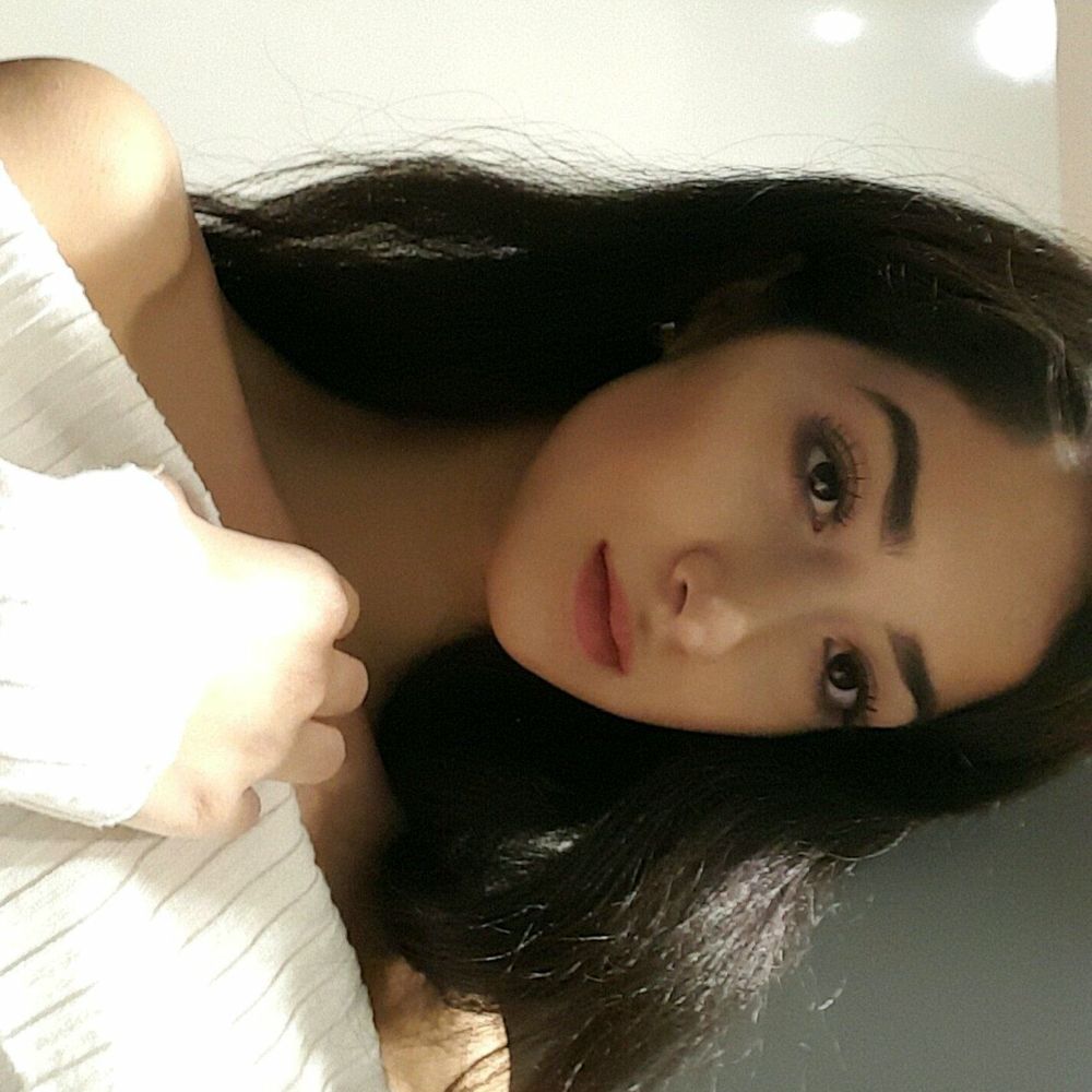Meet your Posher, Mireya